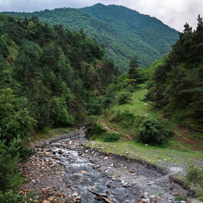 река